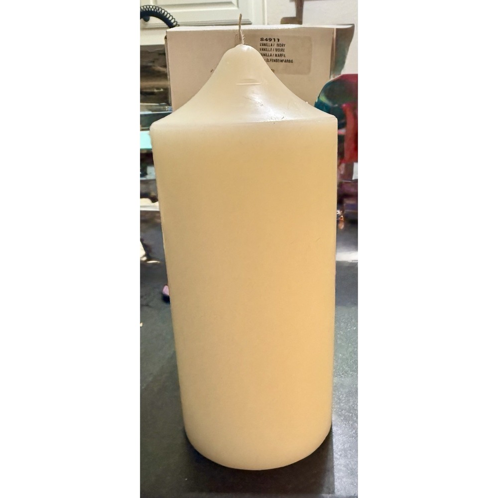 Partylite Vanilla Vintage 3 x 9 Bell Pillar Candle Unlit in Box Unused S3911